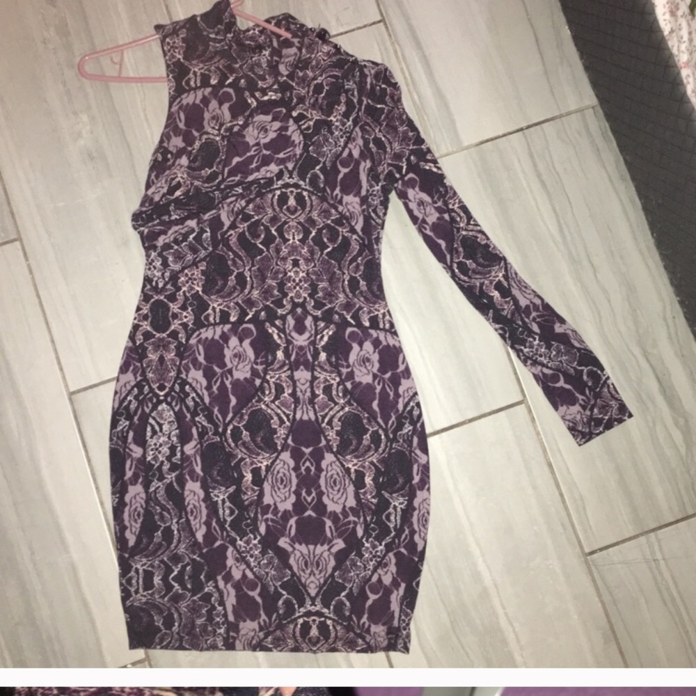 Guess purple stretchy dress *FLA…
